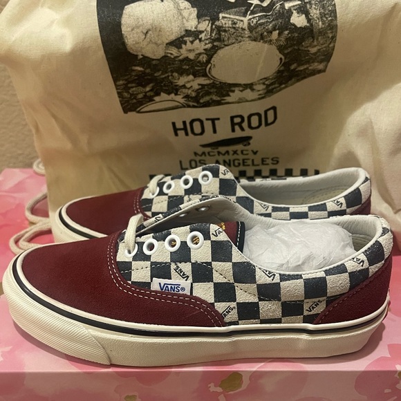 New limited edition Vans x Hot Rod LA collab 
The Hot Rod LA x OG Era LX